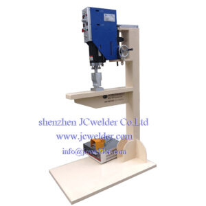 ultrasonic plastic Recycle Case welding machine